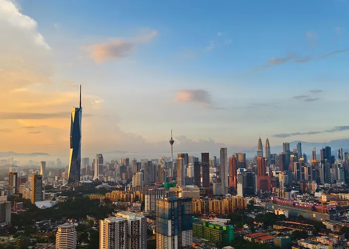 Premium Skyscraper 2-Bedroom Suite In Kl